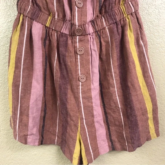 NWT Urban Outfitters strapless shorts romper. - Picture 6 of 9